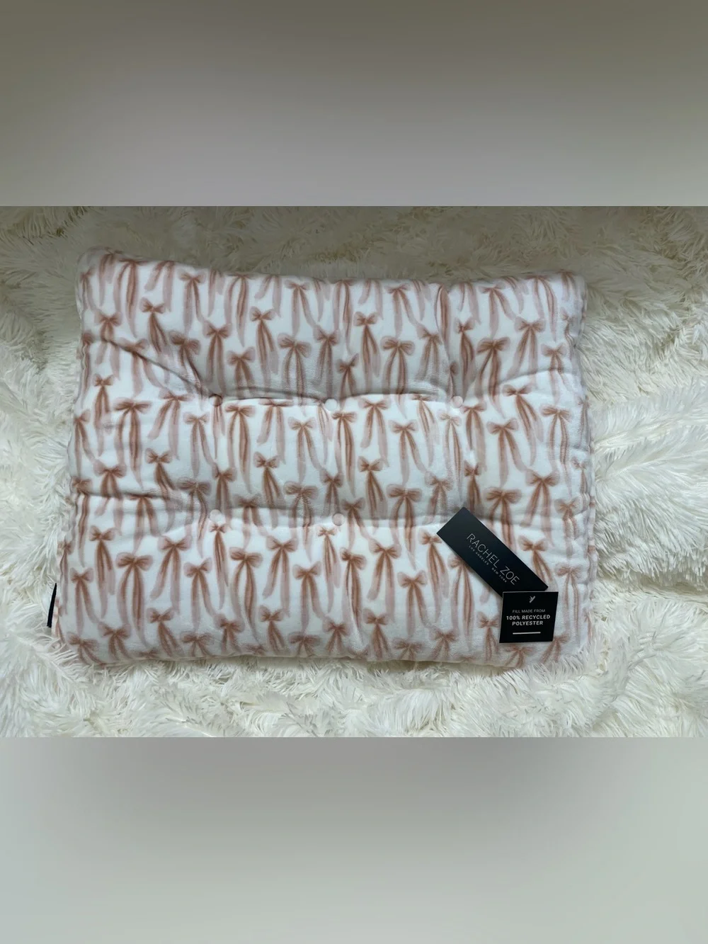 Rachel Zoe❤️ soft & Plush Pet  Bed  for M size 24x19” pink bows NWT
